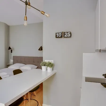 Apartamento Au Coeur De Pour 2 Personnes By Weekome